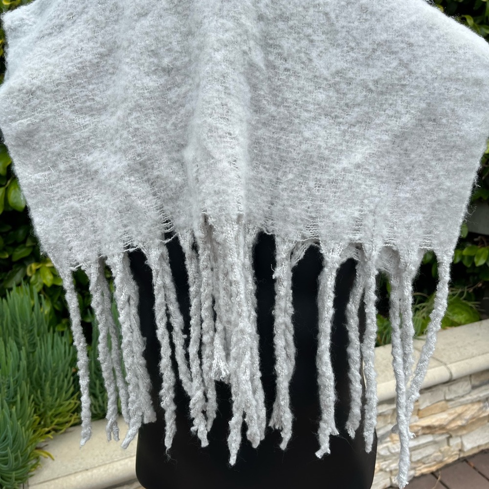 Body Wrap Scarf - Picture 4 of 10